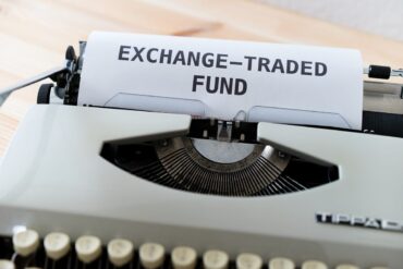 Un seul placement pour suivre tout un marché : comment fonctionne un ETF ?